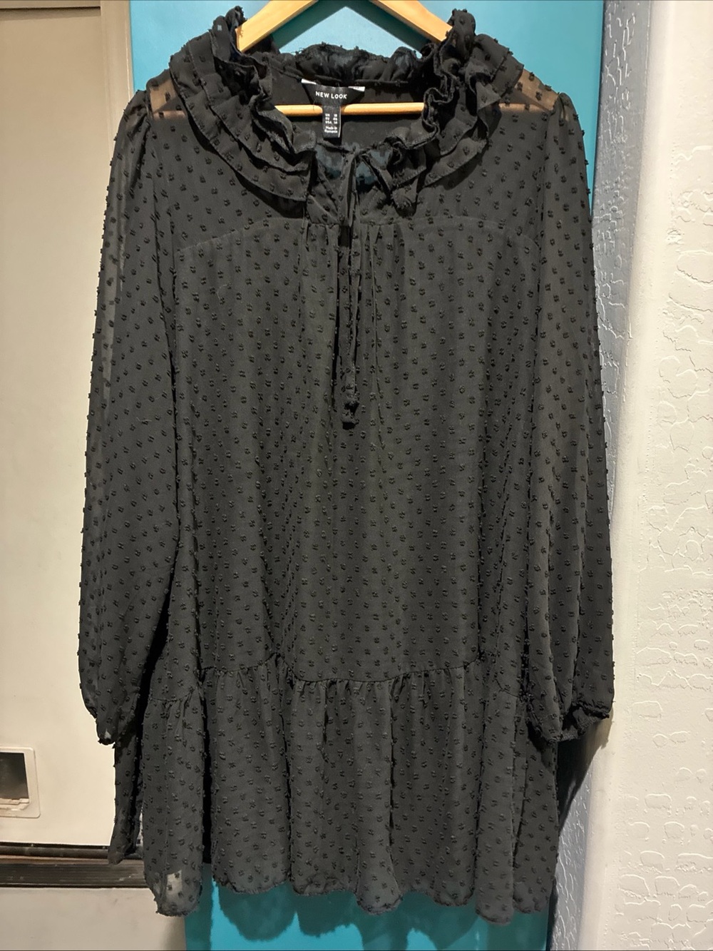 New Look Black Swiss Dot Ruffle-Neck Long Sleeve Tunic Dress 18